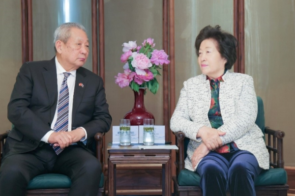 孙春兰会长在京会见泰国前副总理、泰中文化促进委员会主席披尼·扎禄颂巴